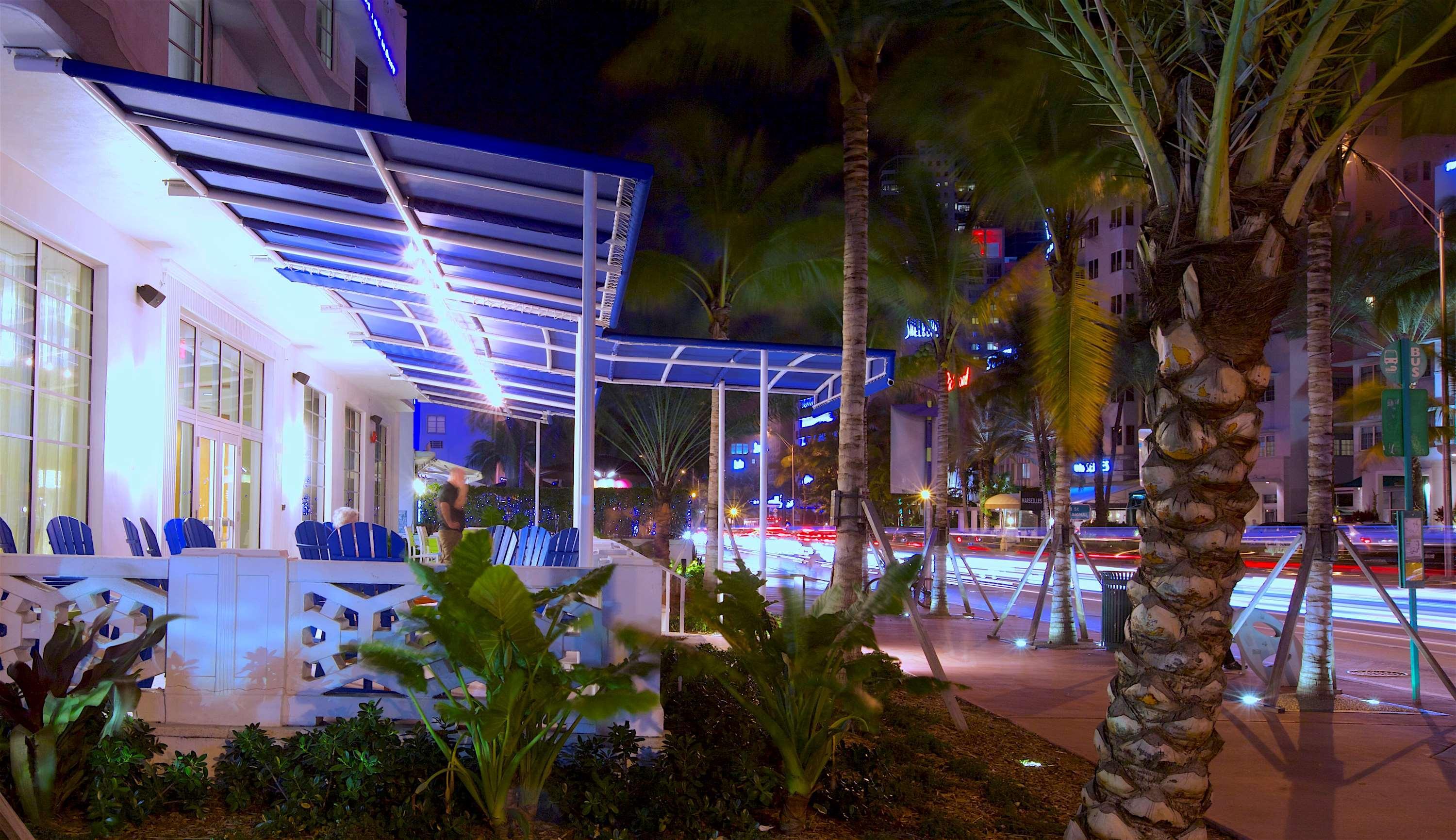 The Claremont Hotel Miami Beach Exterior foto